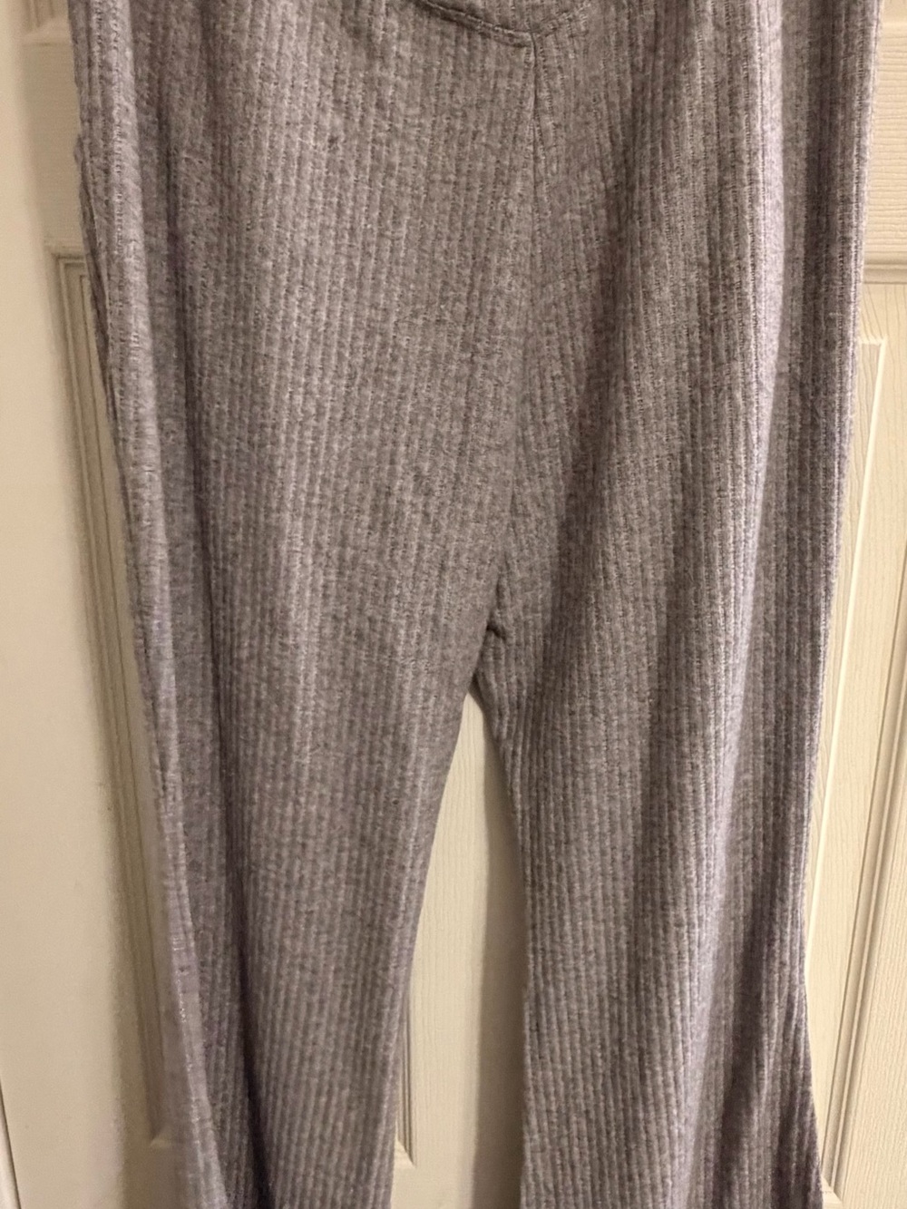 HALARA XL Ribbed Knit Leggings in Light Gray - Picture 2 of 7